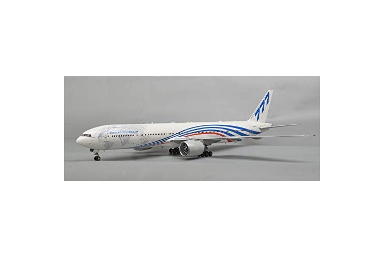 zvezda-7012-civil-airliner-boeing-777-300er-front-left